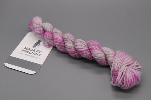 Romantic Getaway - 20g Mini 4PLY 45m/20g 85% Extra-Fine Merino & 15% Nylon