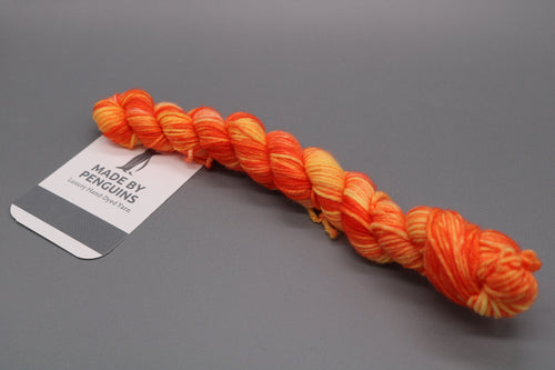 Satsuma 002 - 20g Mini 4PLY 45m/20g 85% Extra-Fine Merino & 15% Nylon