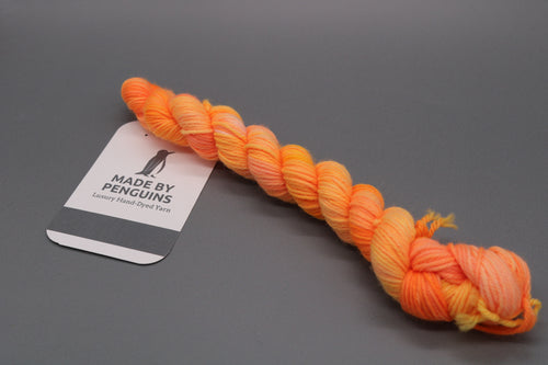 Tangerine Dreams - 20g Mini 4PLY 45m/20g 85% Extra-Fine Merino & 15% Nylon